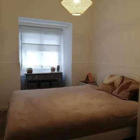 Encantador Com Pátio * Lisboa