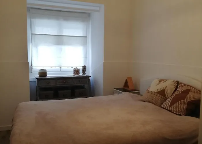 Encantador Com Pátio * Lisboa