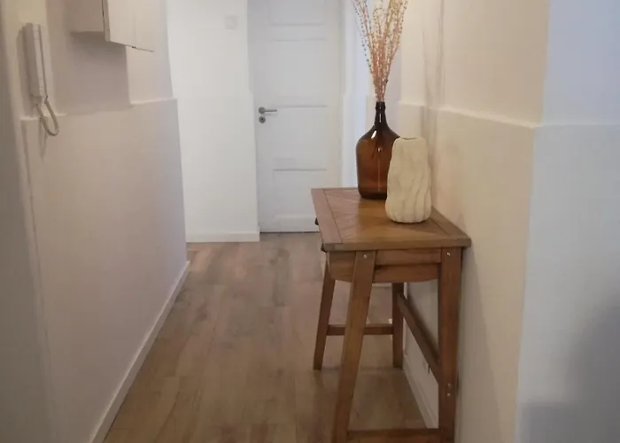 Encantador Com Pátio * Lisboa