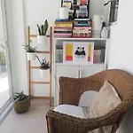 Encantador Com Patio Apartman *