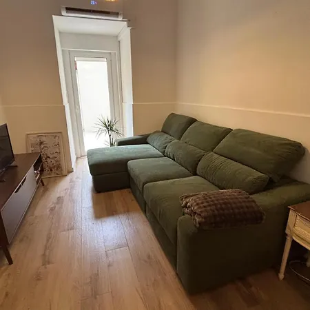 Encantador Com Patio Apartment Lissabon