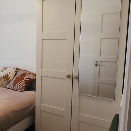 Encantador Com Patio Apartment Lissabon